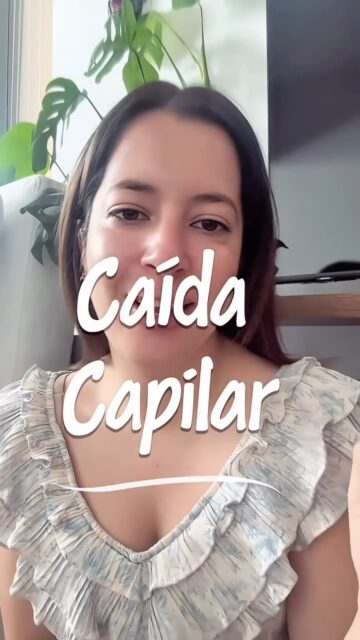 ✨ Kit Anti Caída — Rutina capilar 100% natural en 3 pasos
Copy corto (para post/carrusel):
Dile adiós a la caída de cabello con una rutina 100% natural. 🌿
Incluye:
🌿 Exfoliante de cuero cabelludo — limpia profundamente y prepara el folículo
🌿 Shampoo de Romero — fortalece desde la raíz
🌿 Tónico Capilar de Romero — estimula el crecimiento, sin enjuague
¿Cómo usarlo?
💧 Paso 1 — Exfolia el cuero cabelludo húmedo en círculos, 1-2 veces por semana
🧴 Paso 2 — Lava con el Shampoo de Romero para fortalecer desde la raíz
✨ Paso 3 — Aplica el Tónico cada noche, sin enjuague